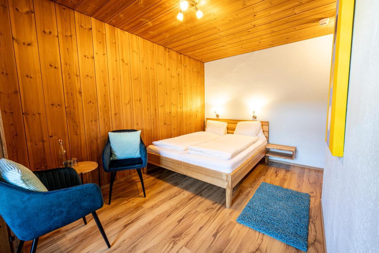 Curuna Hotel-Garni B&B Scuol Exterior photo